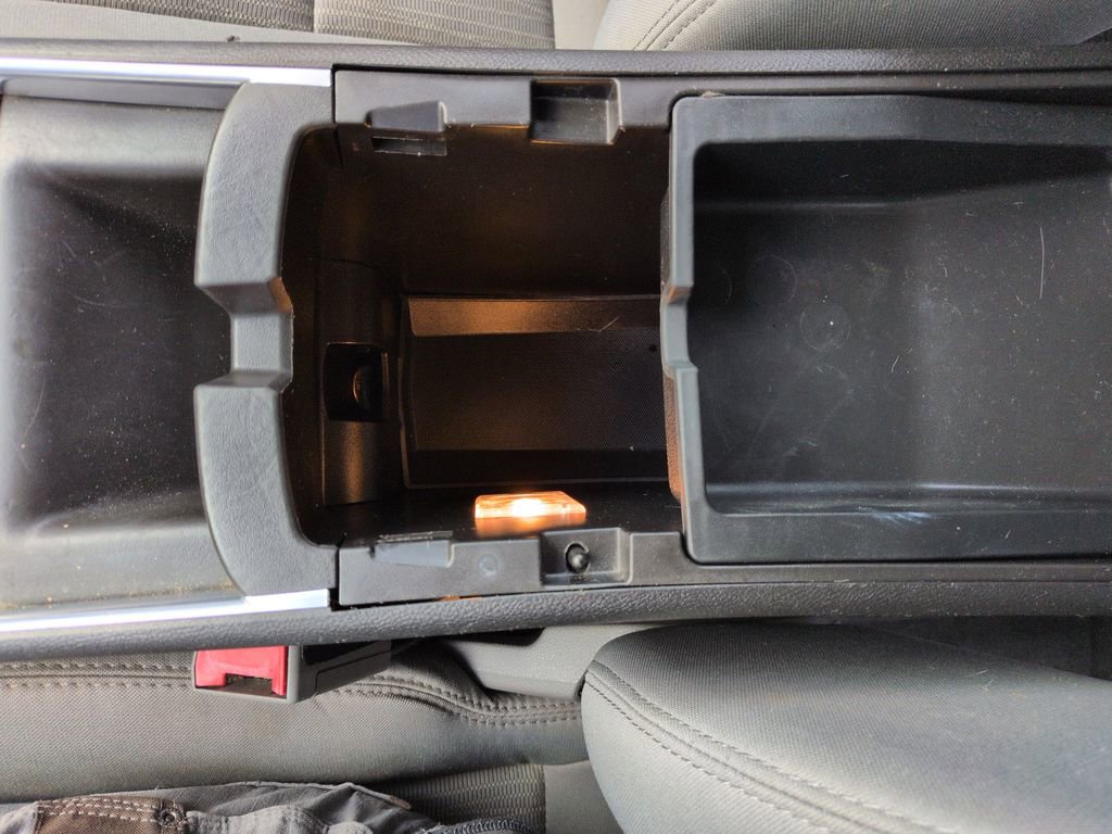 Used 2015 Chevrolet Impala LS FWD image 26