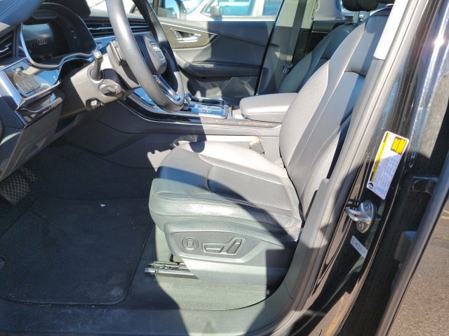 Used 2024 Audi Q7 3.0T Premium Plus AWD/4WD image 11