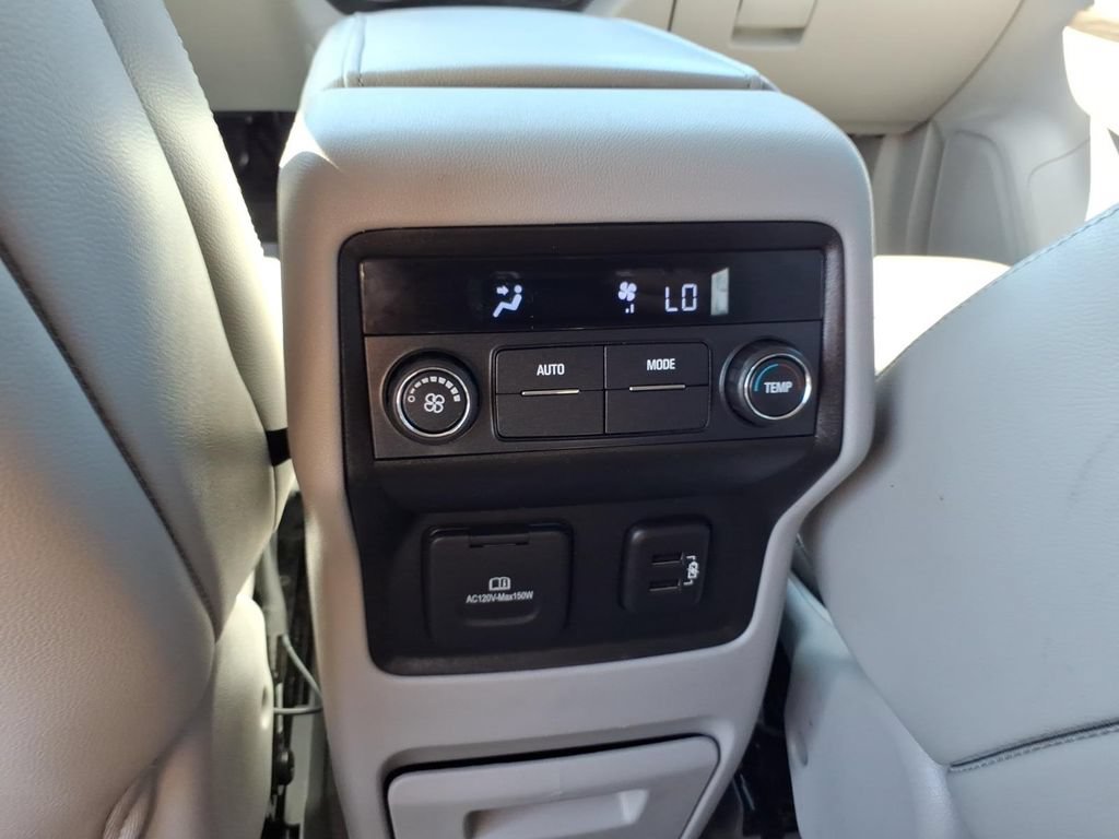 Used 2019 GMC Acadia SLT FWD image 18