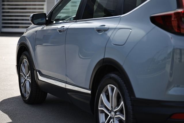 Used 2021 Honda CR-V Touring image 5