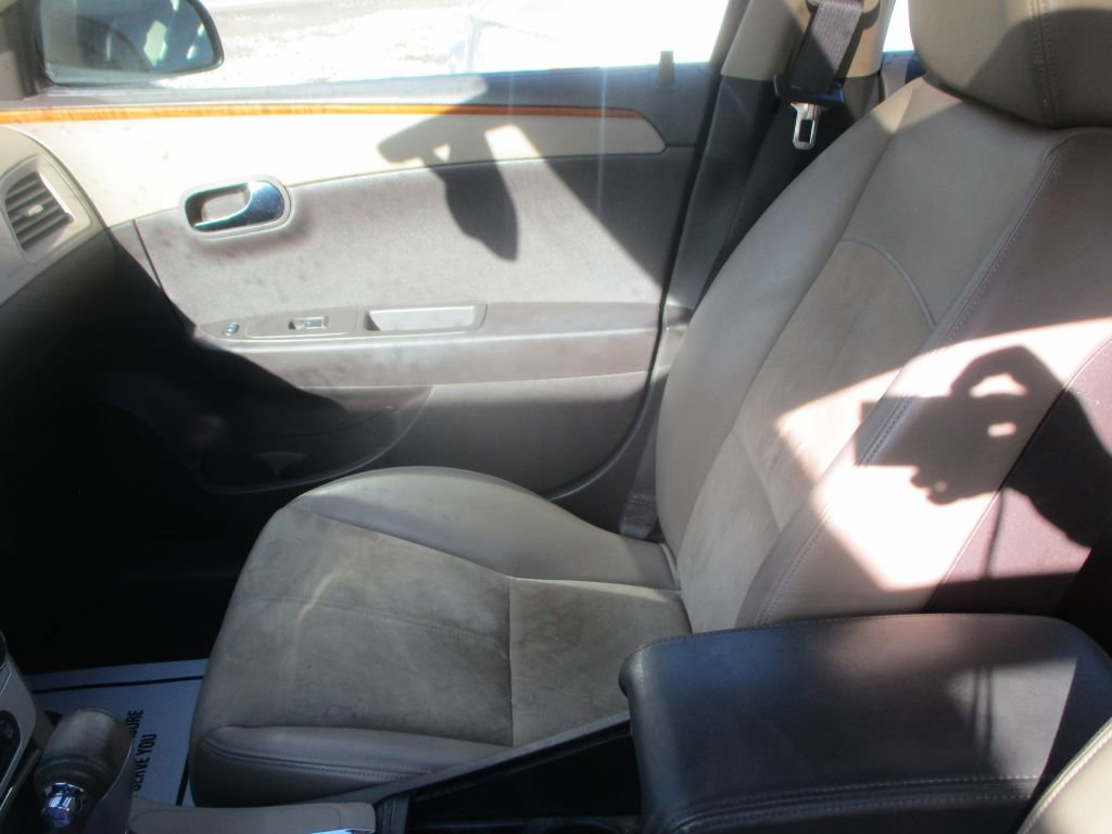 Used 2009 Chevrolet Malibu LT w/ HFV6 Engine Package image 10