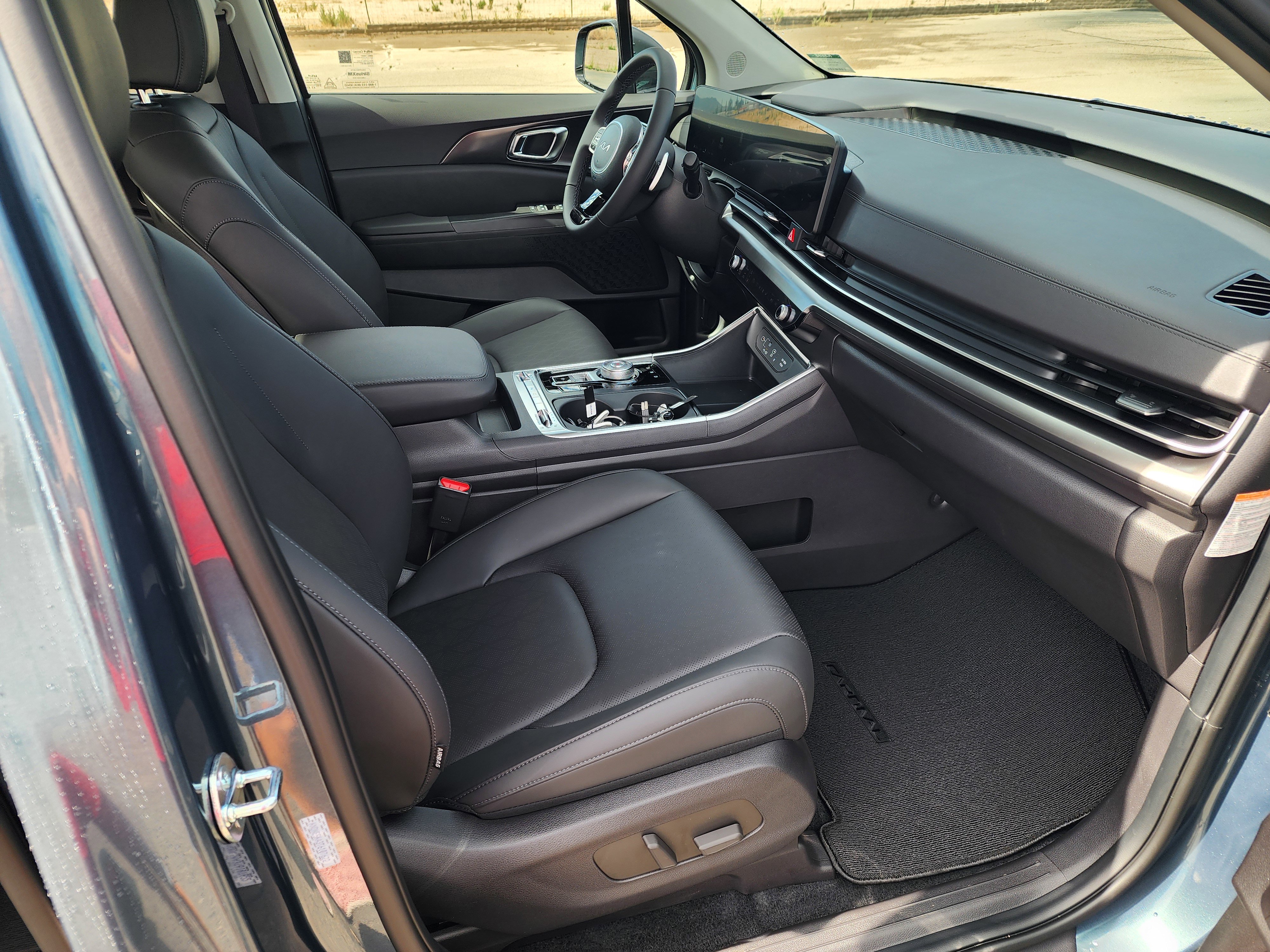 New 2026 Kia Carnival SX image 10