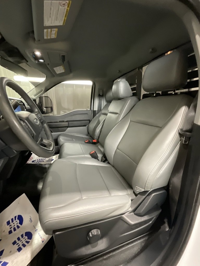 Used 2024 Ford F350 XL w/ Snow Plow Prep Package image 9