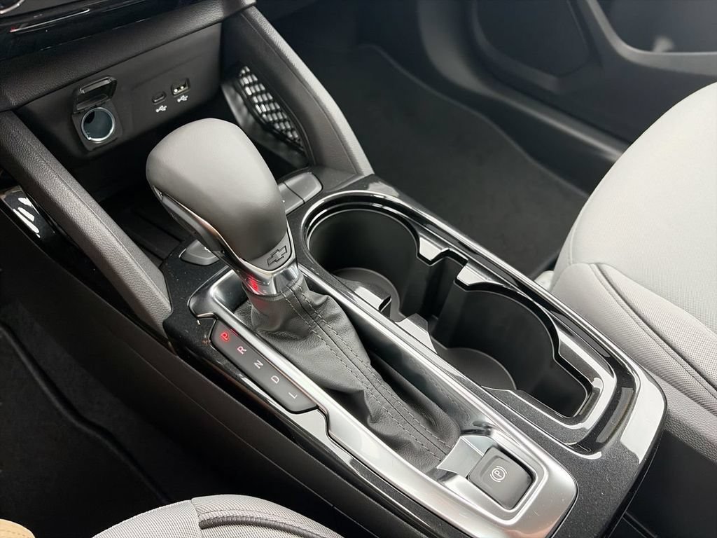New 2026 Chevrolet TrailBlazer LT w/ LT Cold Weather Package FWD image 21