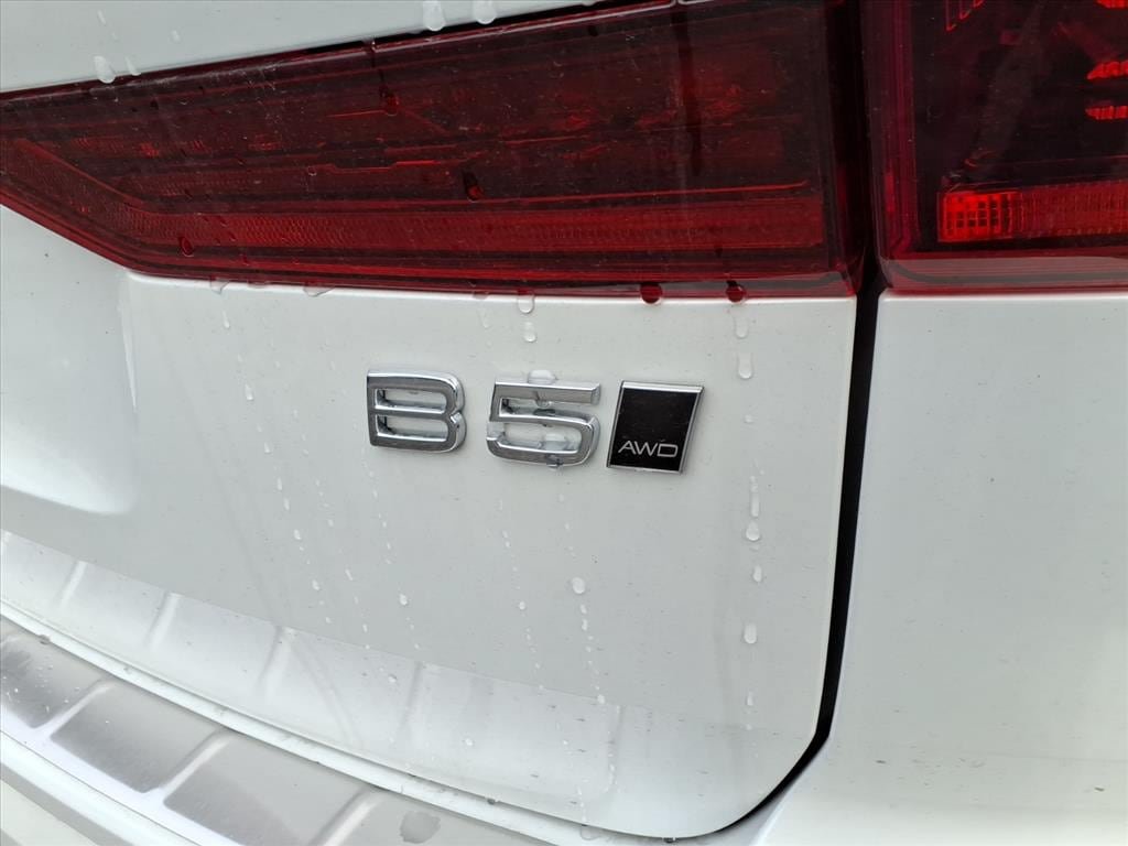 New 2026 Volvo XC60 B5 Ultra w/ Protection Package Premier AWD/4WD image 6