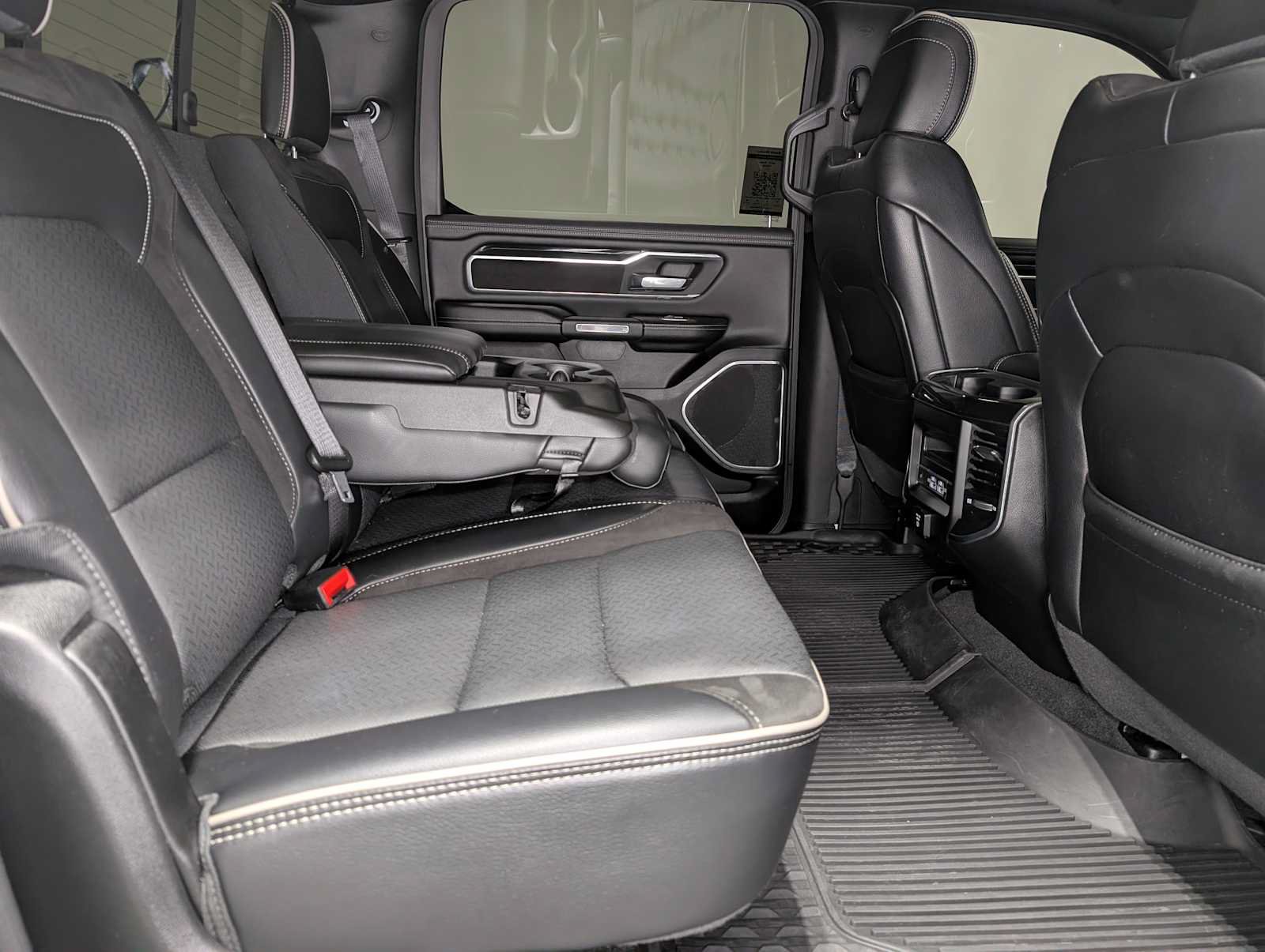 Used 2021 RAM 1500 Laramie w/ Night Edition AWD/4WD image 43