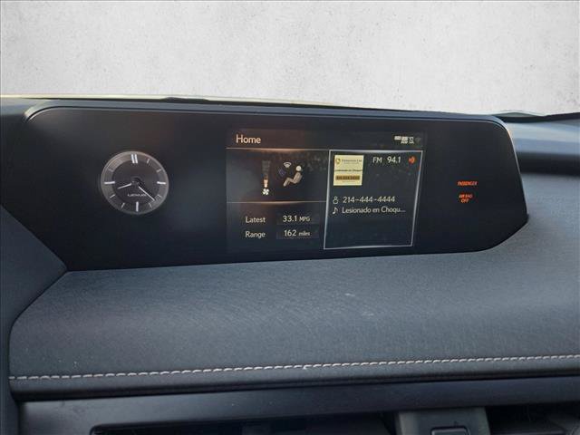 Used 2022 Lexus UX 200 w/ Premium Package FWD image 13