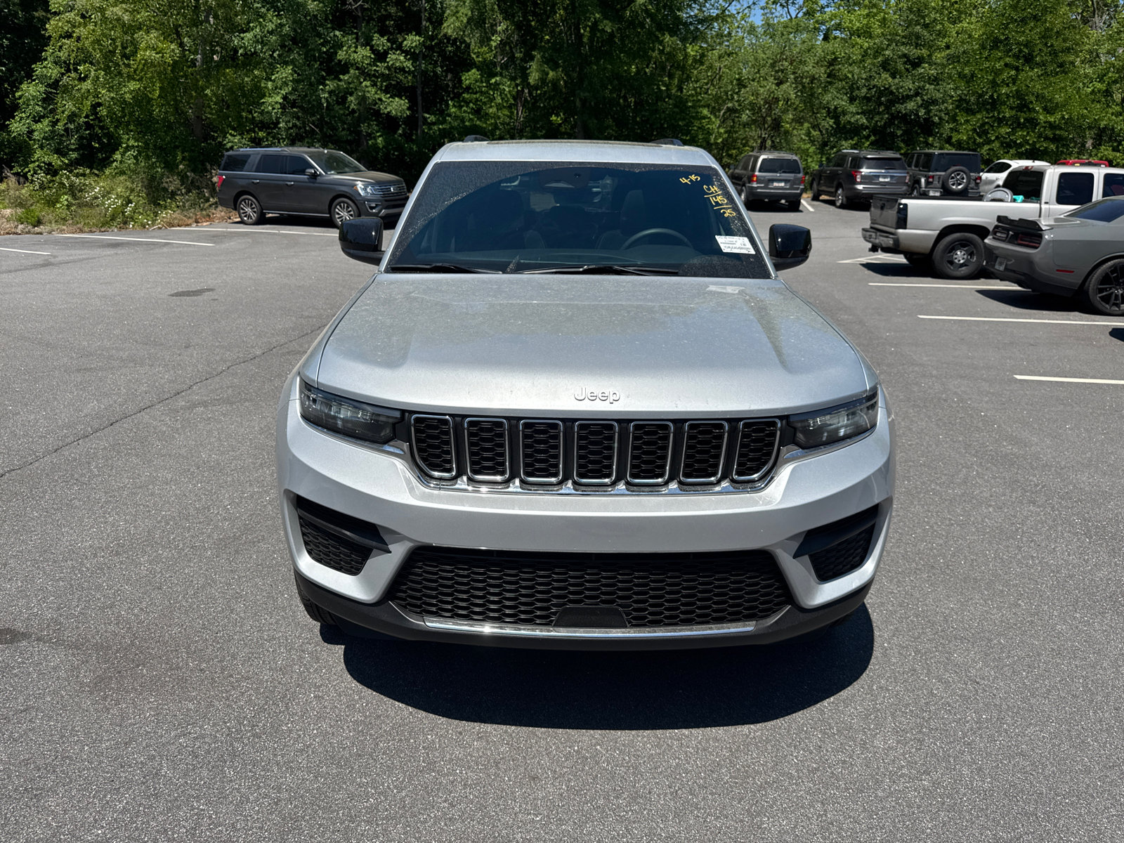 Used 2025 Jeep Grand Cherokee Laredo X RWD video 2