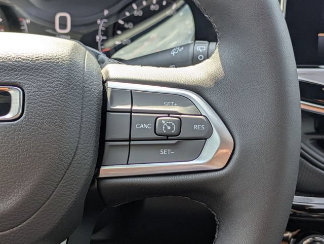 New 2026 Jeep Compass Latitude AWD/4WD image 18