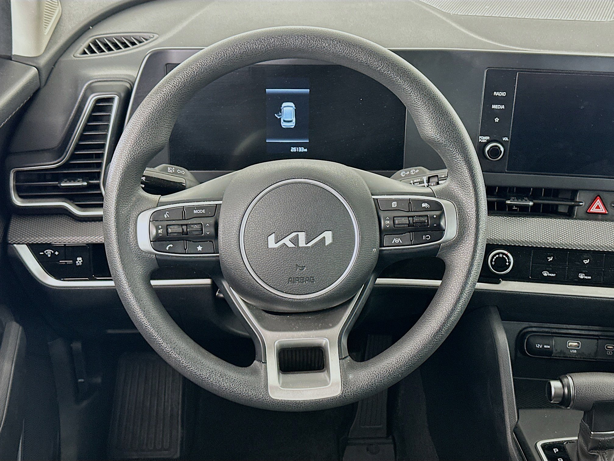 Used 2025 Kia Sportage LX FWD image 18