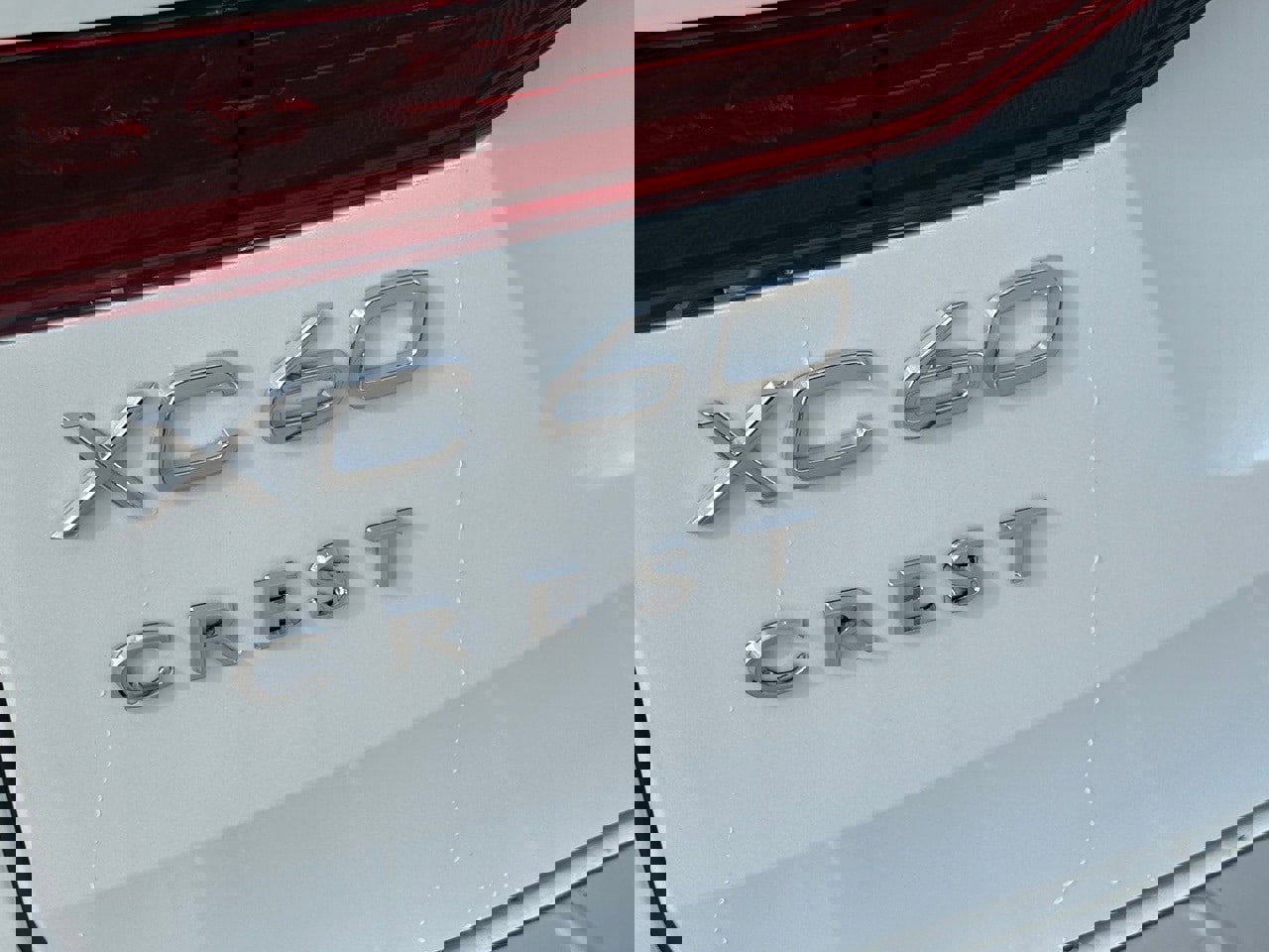 New 2026 Volvo XC60 B5 Plus w/ Protection Package Premier image 7