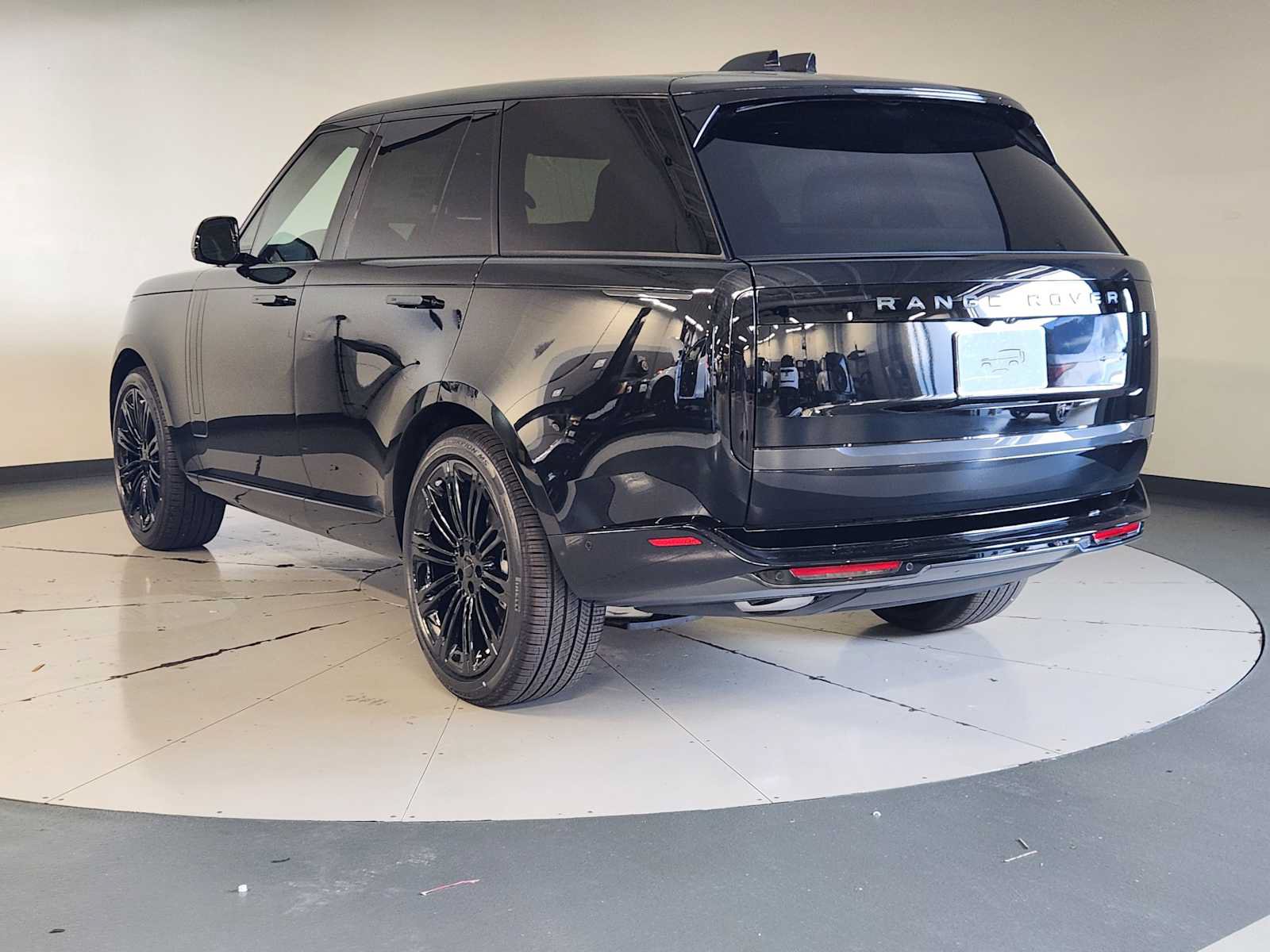 New 2026 Land Rover Range Rover SE AWD/4WD image 6