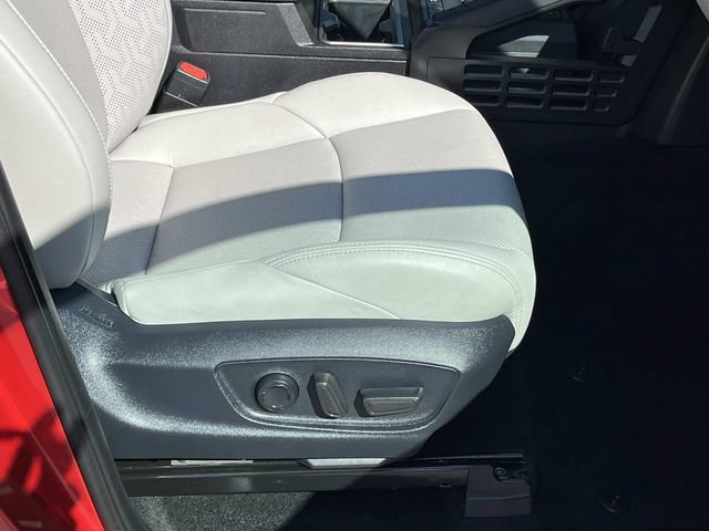 Used 2024 Toyota Tacoma Limited AWD/4WD image 25
