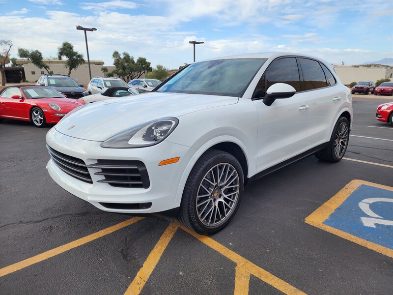 Used 2022 Porsche Cayenne Platinum Edition AWD/4WD image 7
