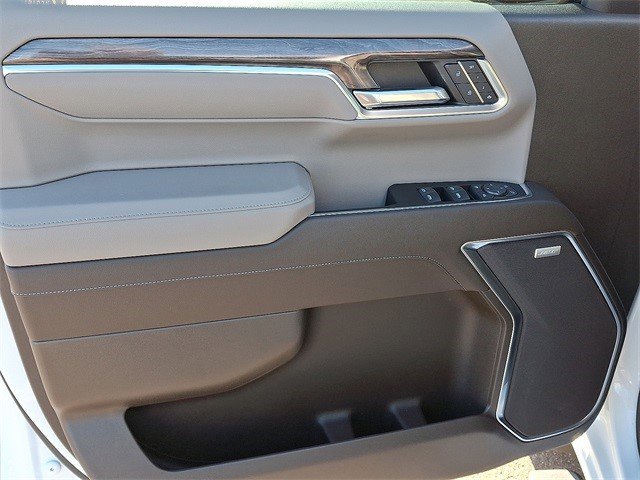 Certified 2024 Chevrolet Silverado 1500 LTZ w/ LTZ Convenience Package II image 9