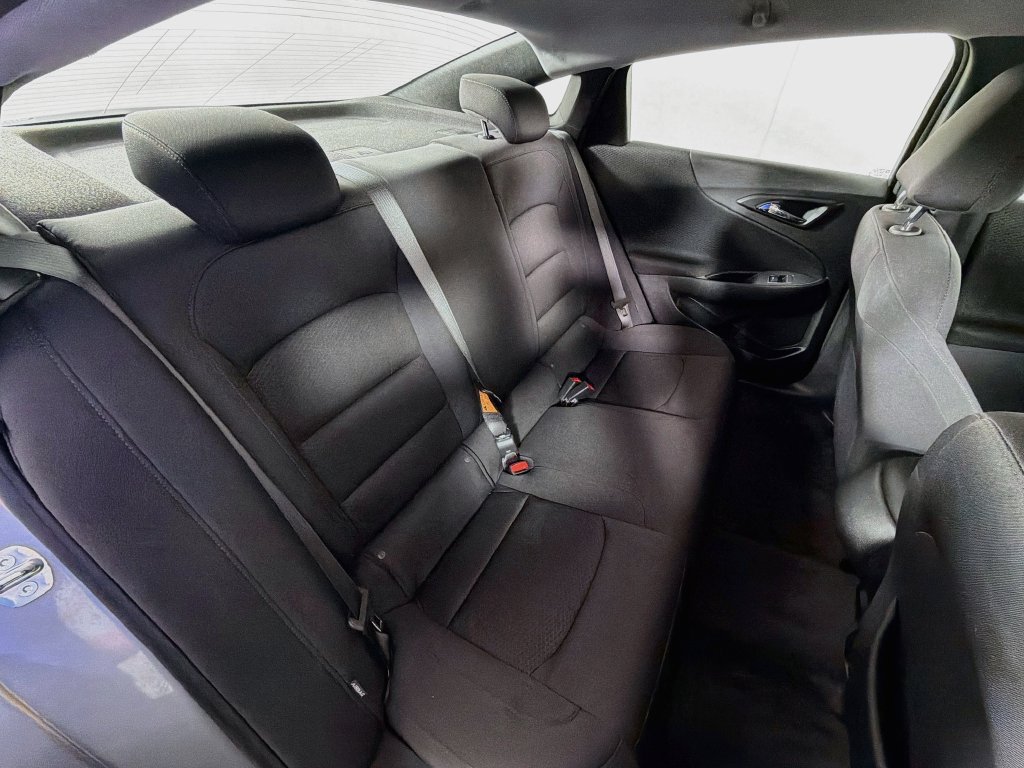 Used 2023 Chevrolet Malibu RS FWD image 24