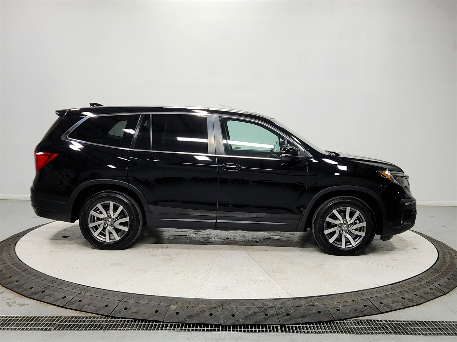 Used 2019 Honda Pilot EX-L image 8