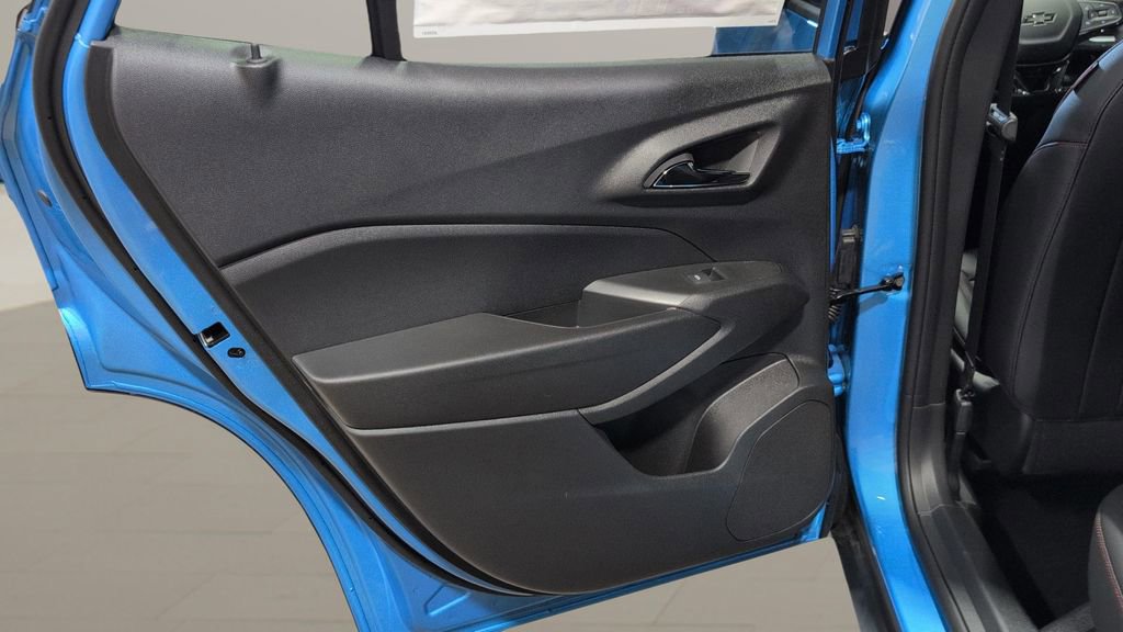 New 2026 Chevrolet Trax RS w/ Driver Confidence Package FWD image 16
