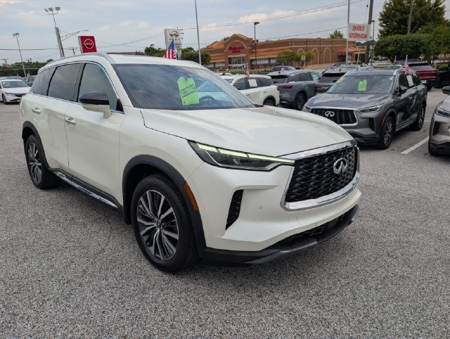 Used 2023 INFINITI QX60 Sensory w/ Cargo Package AWD/4WD image 7