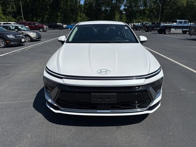 Used 2025 Hyundai Sonata SEL FWD image 8