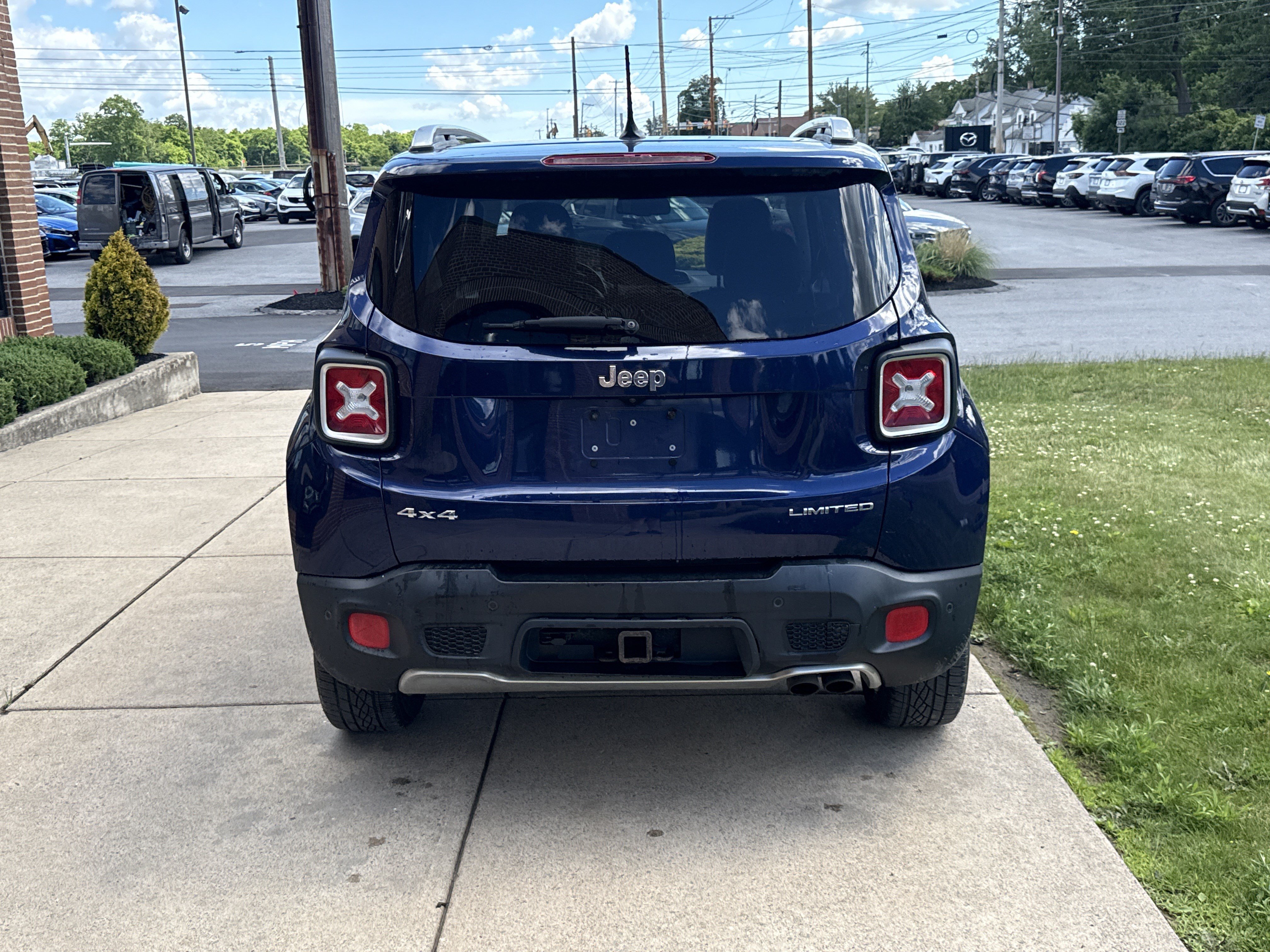 Used 2016 Jeep Renegade Limited AWD/4WD image 8