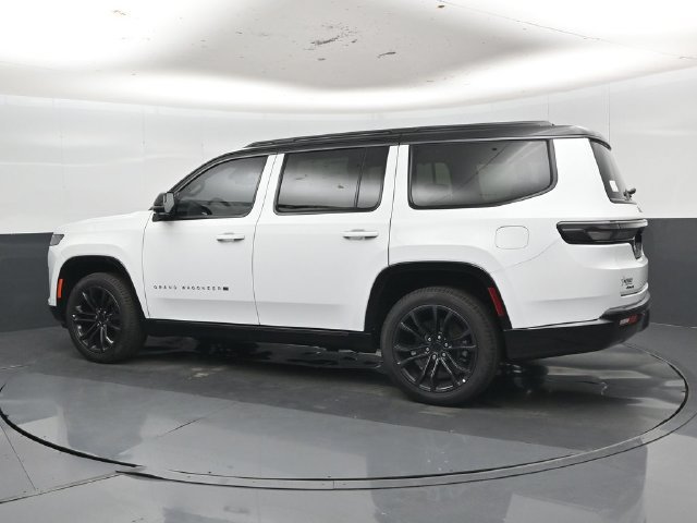 New 2026 Jeep Grand Wagoneer Summit w/ Rear Seat Video Group I AWD/4WD image 39