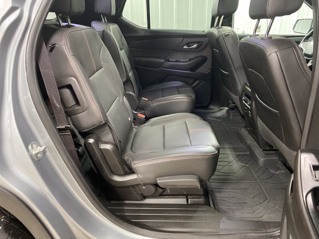 Used 2023 Chevrolet Traverse RS w/ LPO, Floor Liner Package AWD/4WD image 13