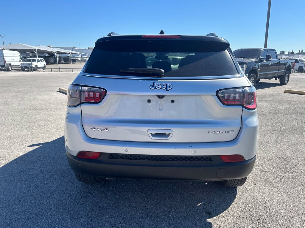 Used 2025 Jeep Compass Limited AWD/4WD image 7