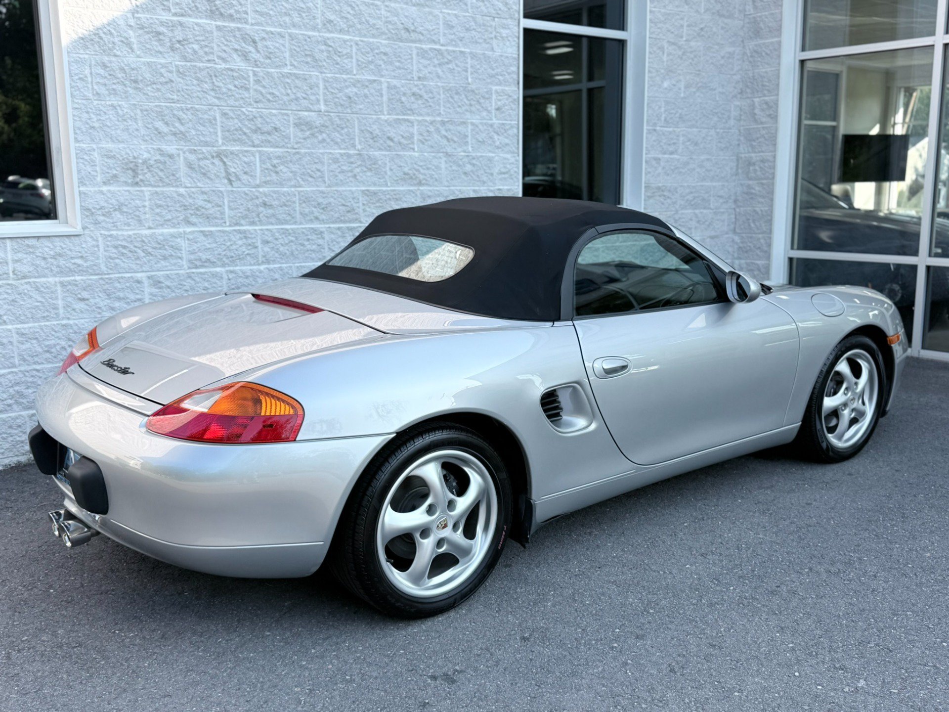 Used 2000 Porsche Boxster RWD image 33
