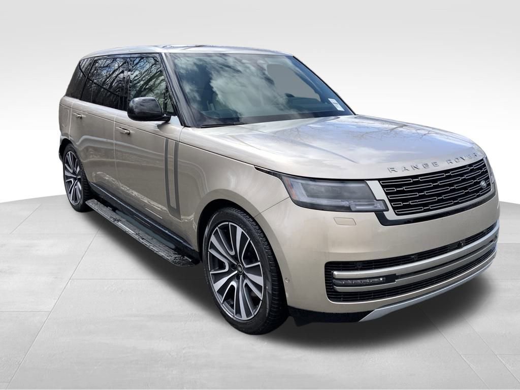 New 2025 Land Rover Range Rover Long Wheelbase SE image 3