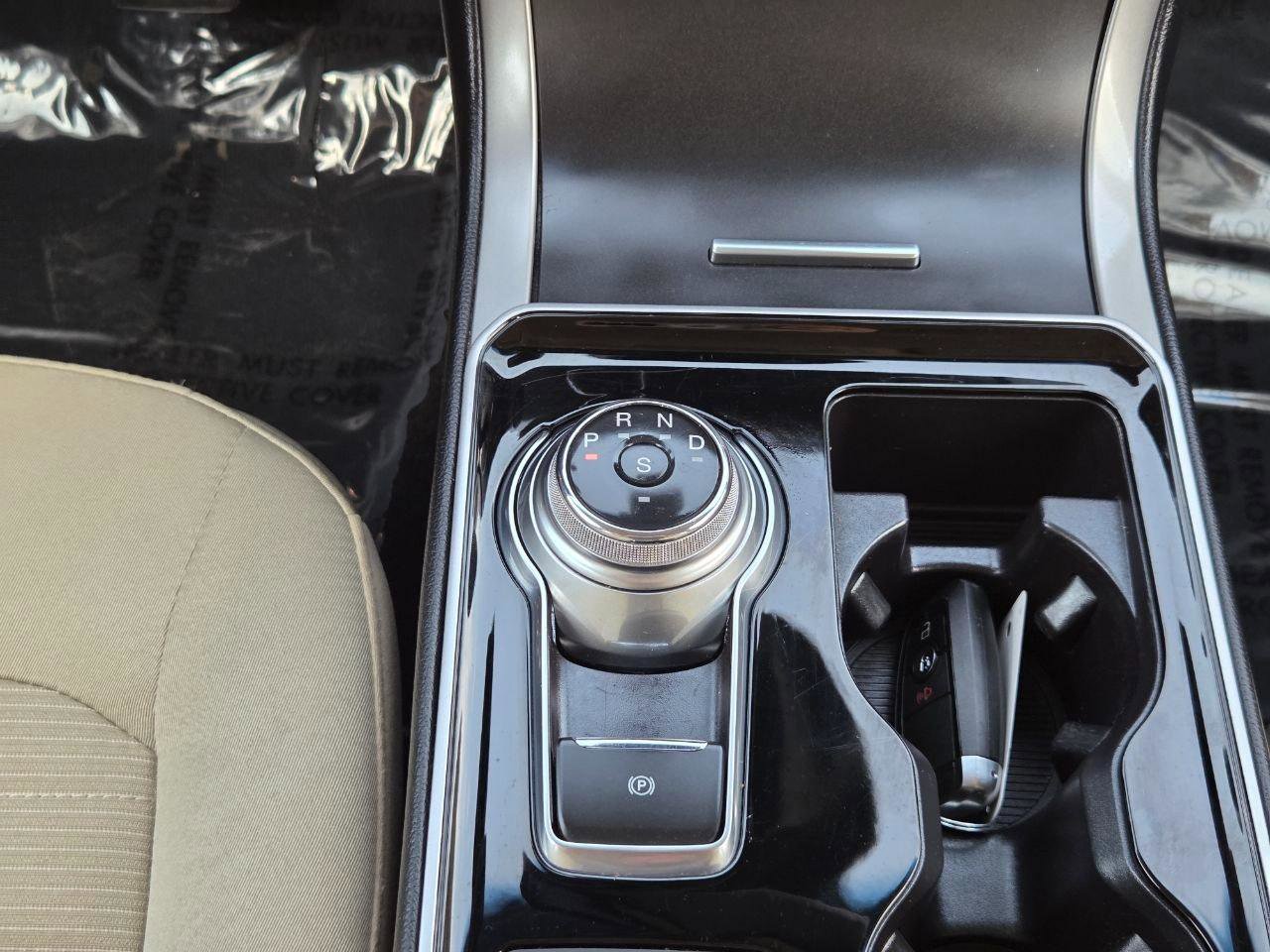 Used 2019 Ford Edge SEL FWD image 23