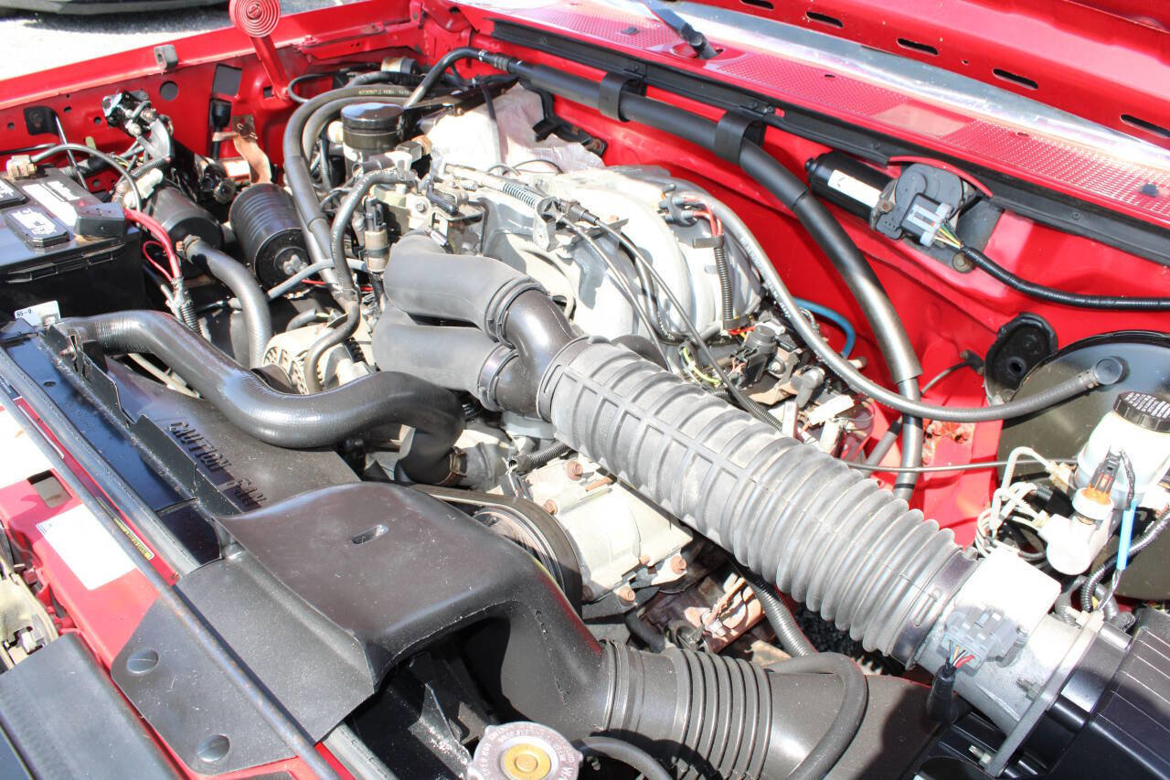 Used 1995 Ford F150 XLT image 21