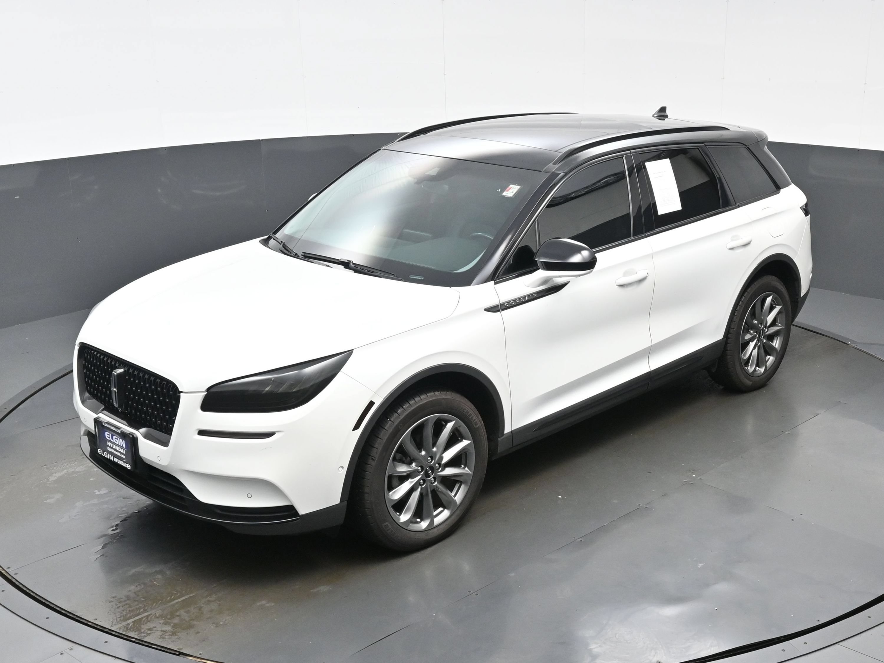 Used 2022 Lincoln Corsair AWD w/ Premium Package image 35