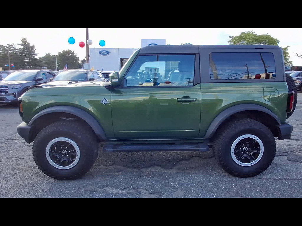 Certified 2022 Ford Bronco Outer Banks w/ Sasquatch Package AWD/4WD image 5