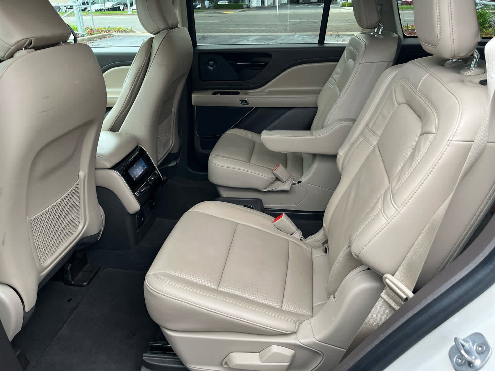 Used 2023 Lincoln Aviator Reserve w/ Elements Package Plus image 22