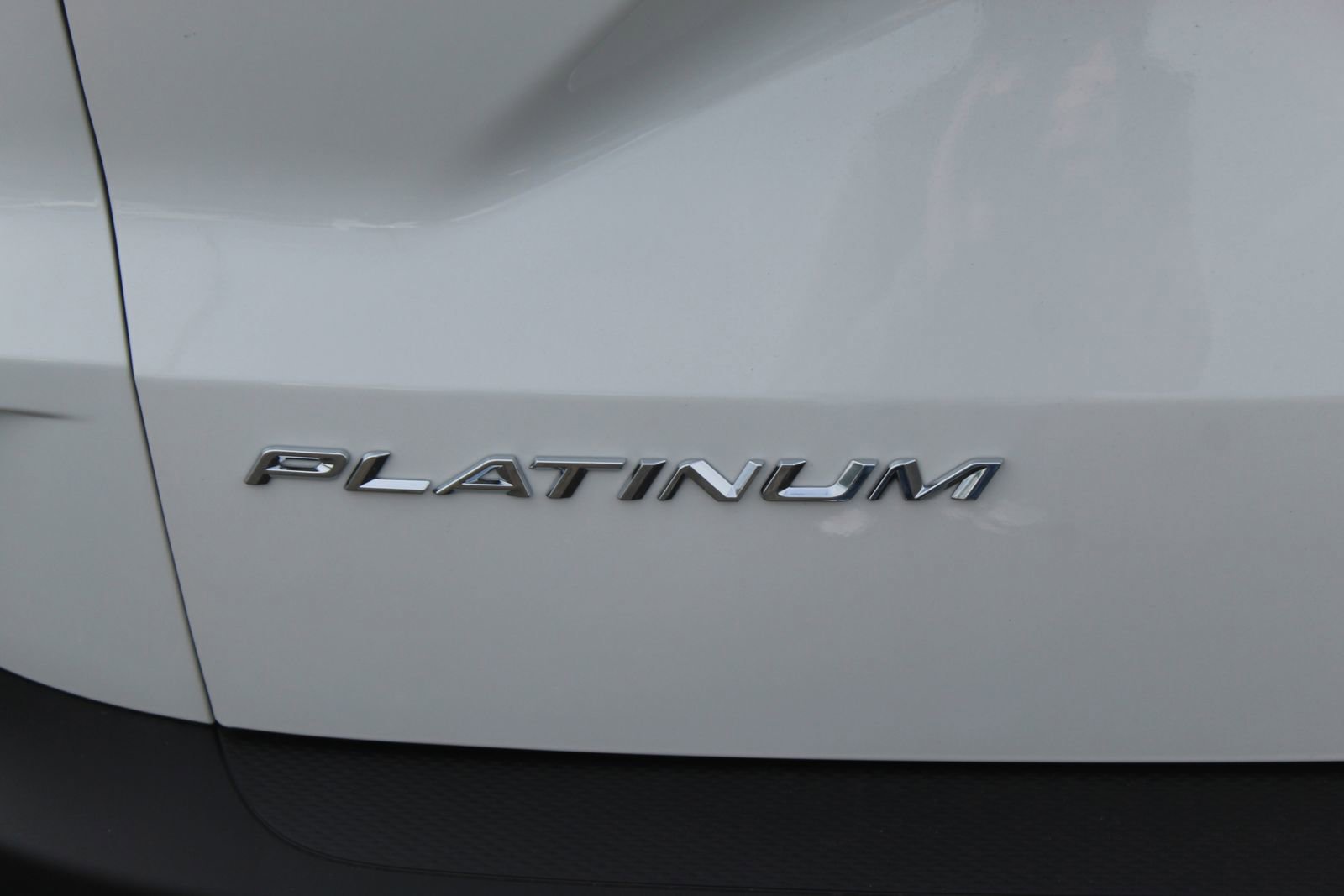New 2026 Ford Escape Platinum image 5