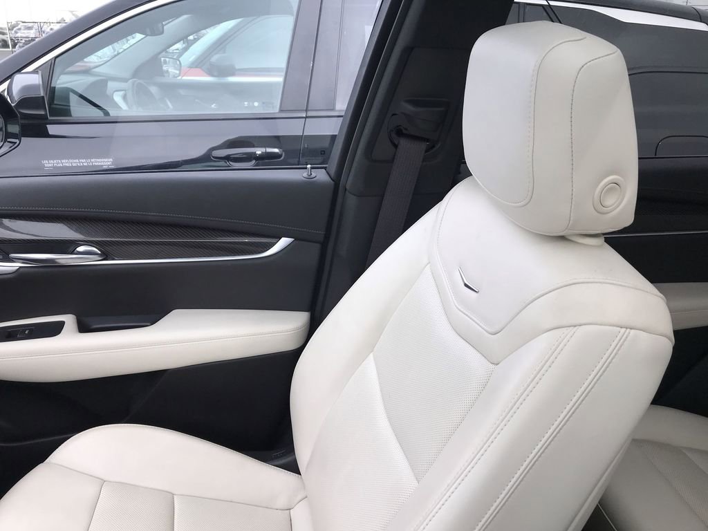 Used 2023 Cadillac XT6 Sport AWD/4WD image 25