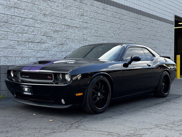 Used 2013 Dodge Challenger R/T RWD image 1