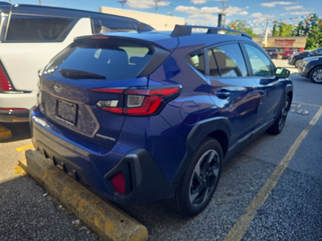 Used 2024 Subaru Crosstrek 2.5i Limited w/ Crosstrek Mirror Package AWD/4WD image 4