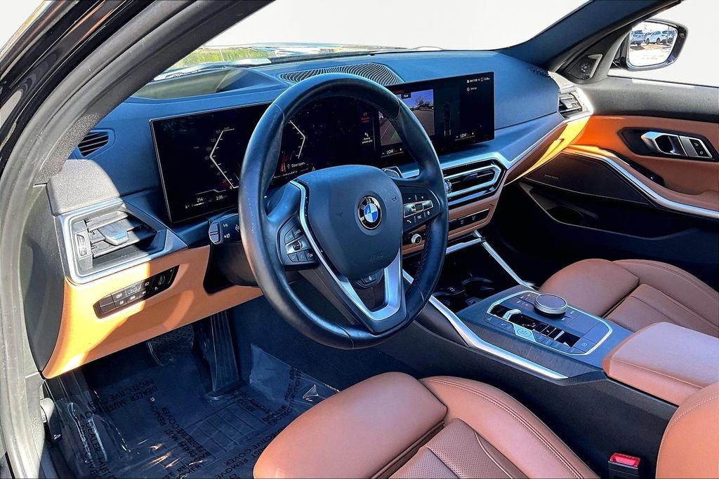 Used 2023 BMW 330i xDrive Sedan w/ Premium Package image 12