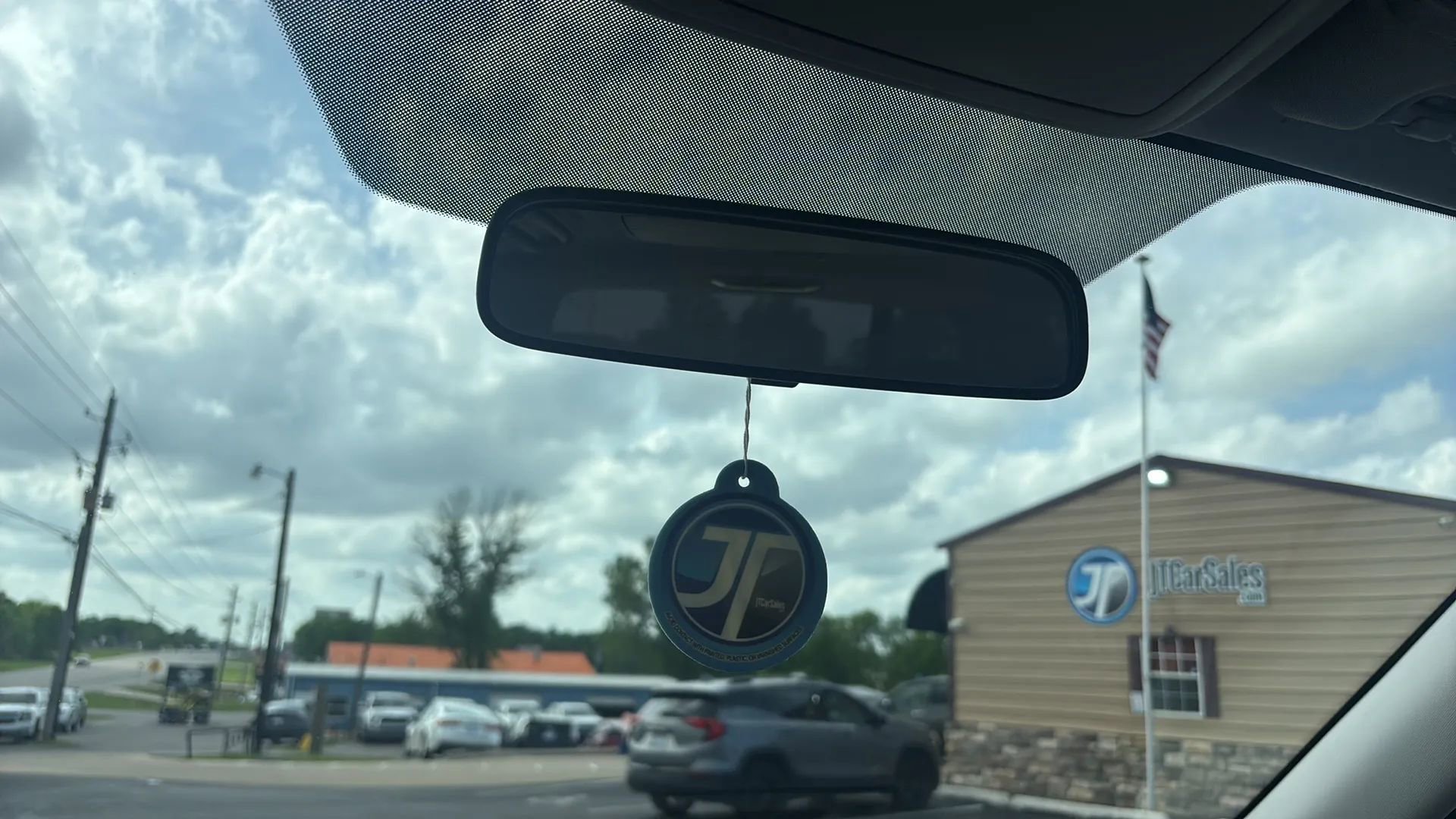 Used 2015 Subaru Forester 2.5i w/ Alloy Wheel Package image 10