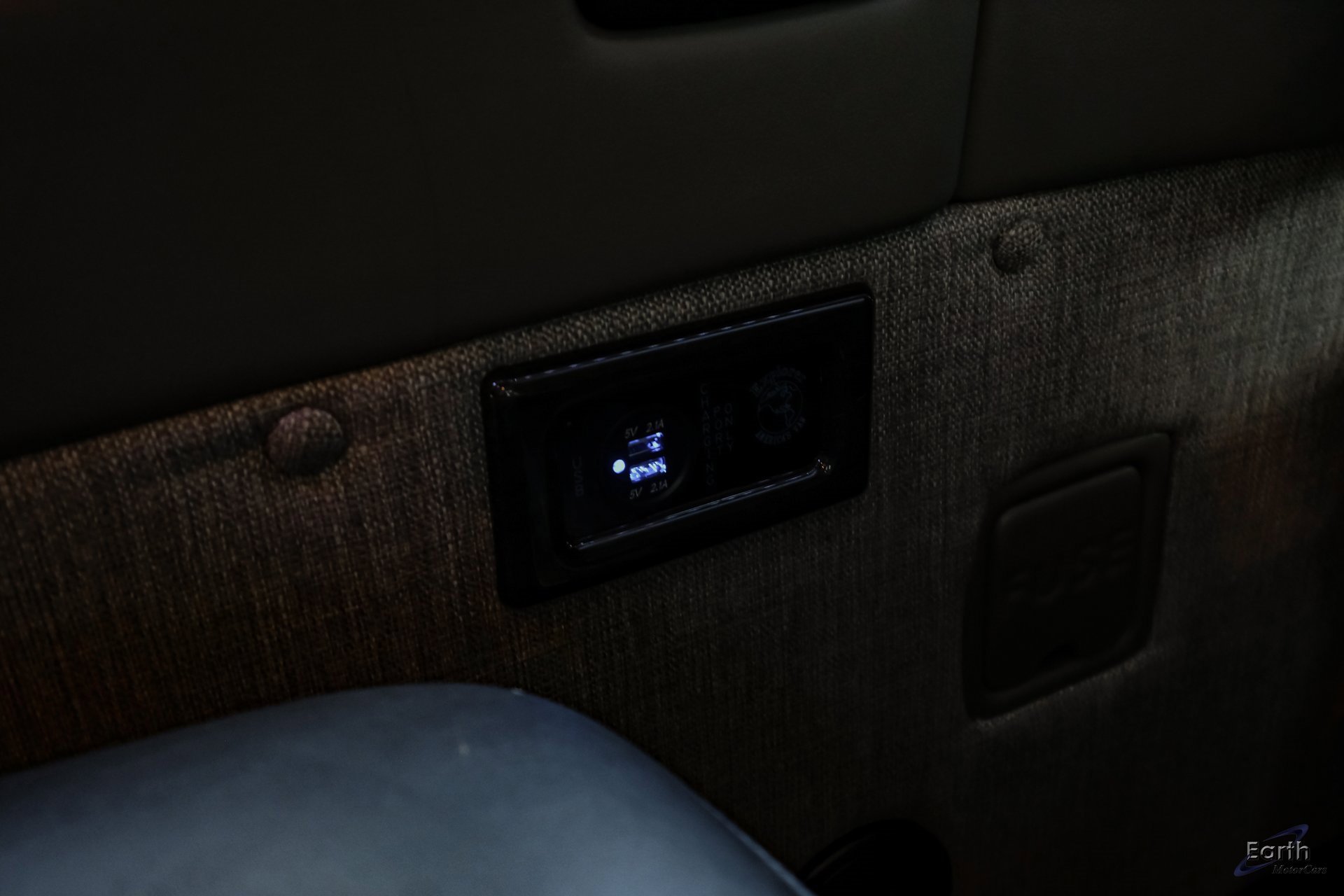 Used 2023 Chevrolet Express 2500 image 85