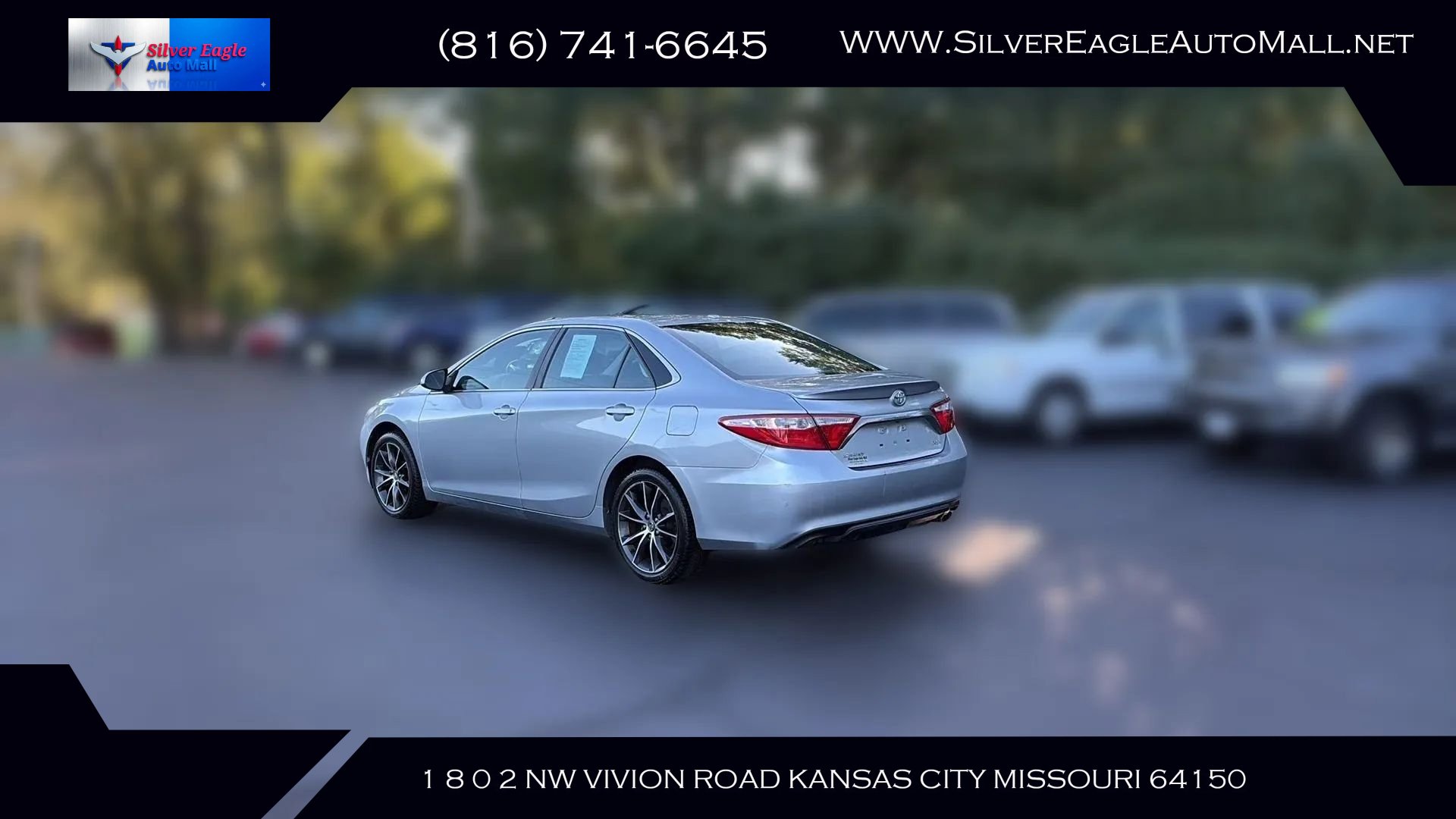 Used 2015 Toyota Camry XSE FWD image 3