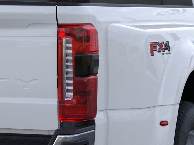 New 2026 Ford F350 XLT w/ XLT Premium Package image 21