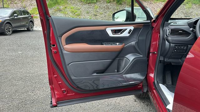 New 2025 Subaru Forester Touring w/ Touring Package image 6