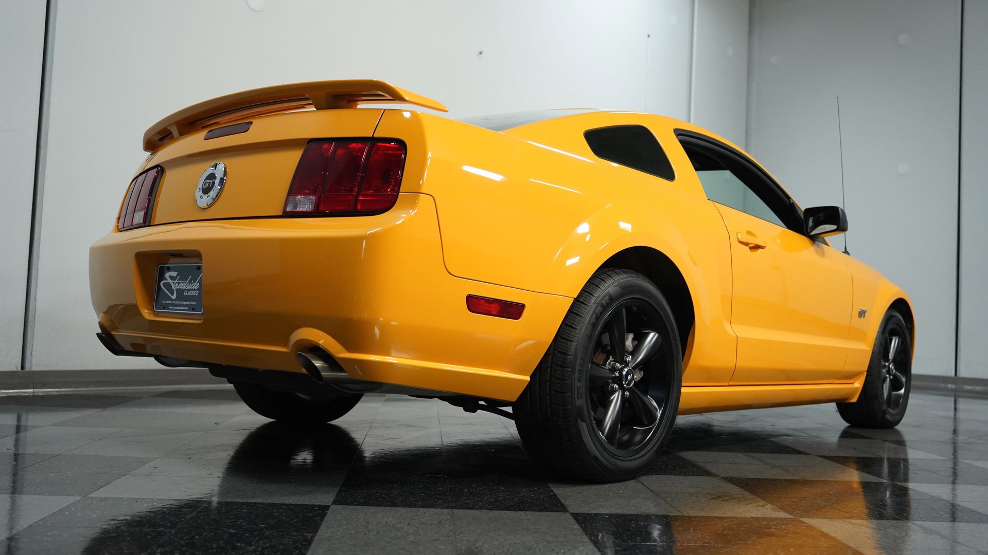 Used 2007 Ford Mustang GT image 24