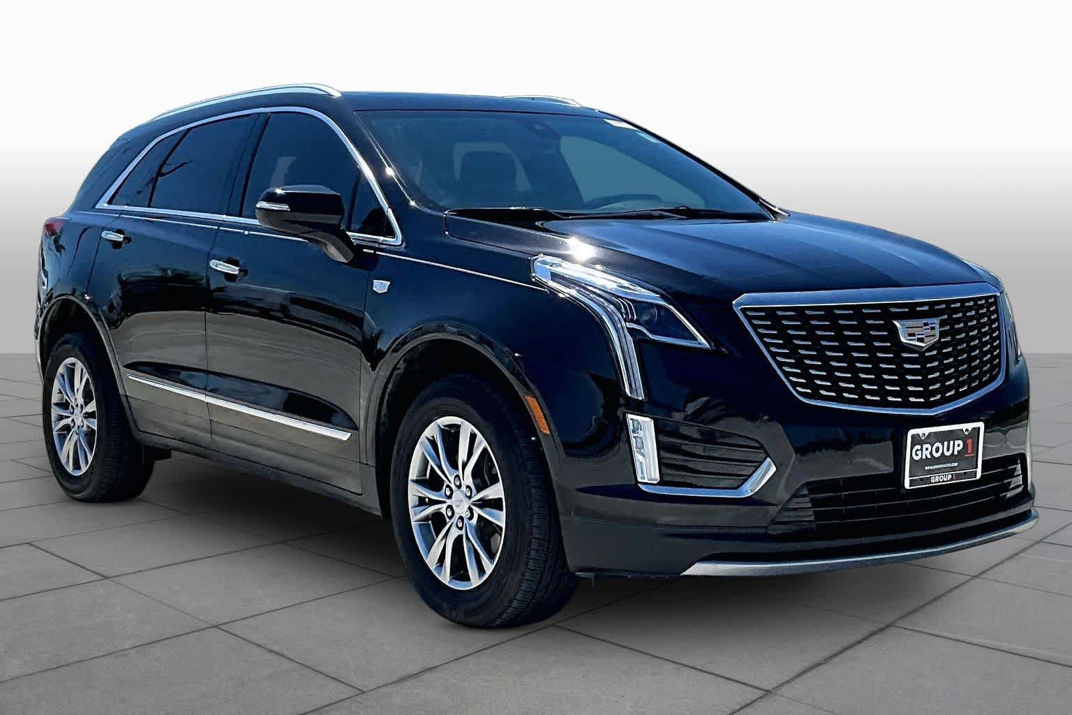 Used 2023 Cadillac XT5 Premium Luxury FWD image 3