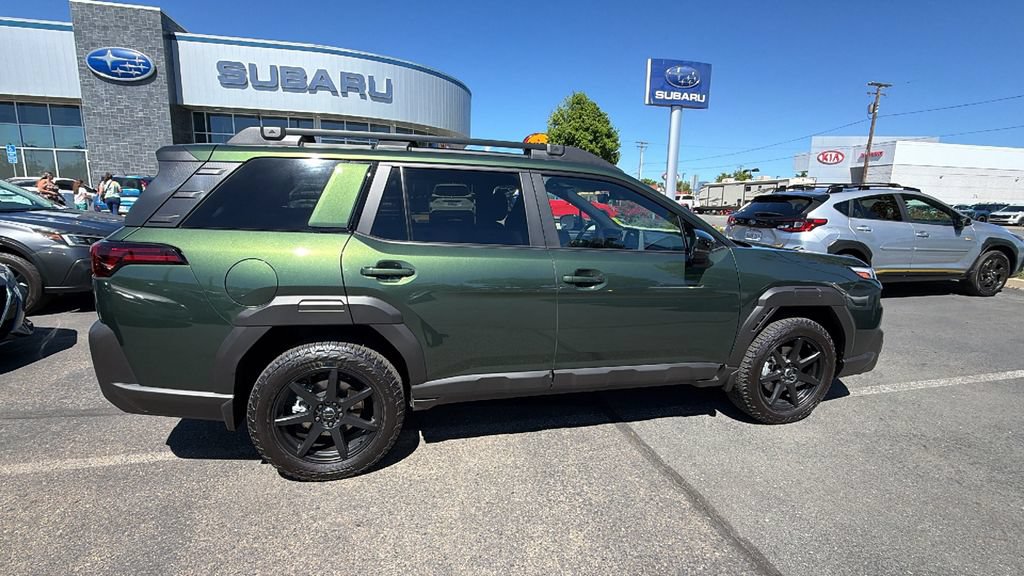 Used 2026 Subaru Outback Touring XT AWD/4WD image 3