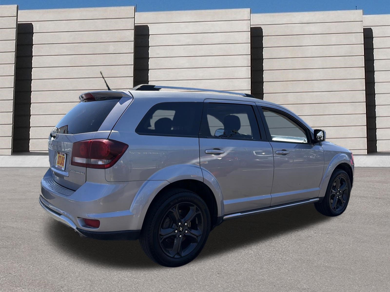 Used 2019 Dodge Journey Crossroad AWD/4WD image 5