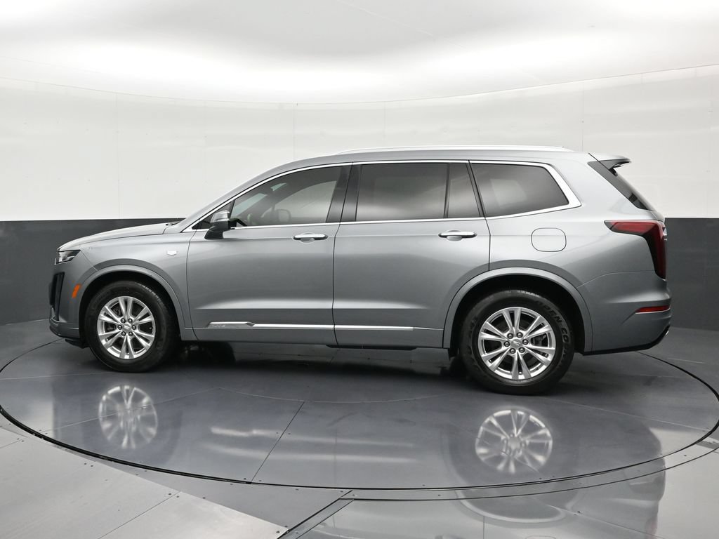 Certified 2024 Cadillac XT6 Luxury FWD image 2